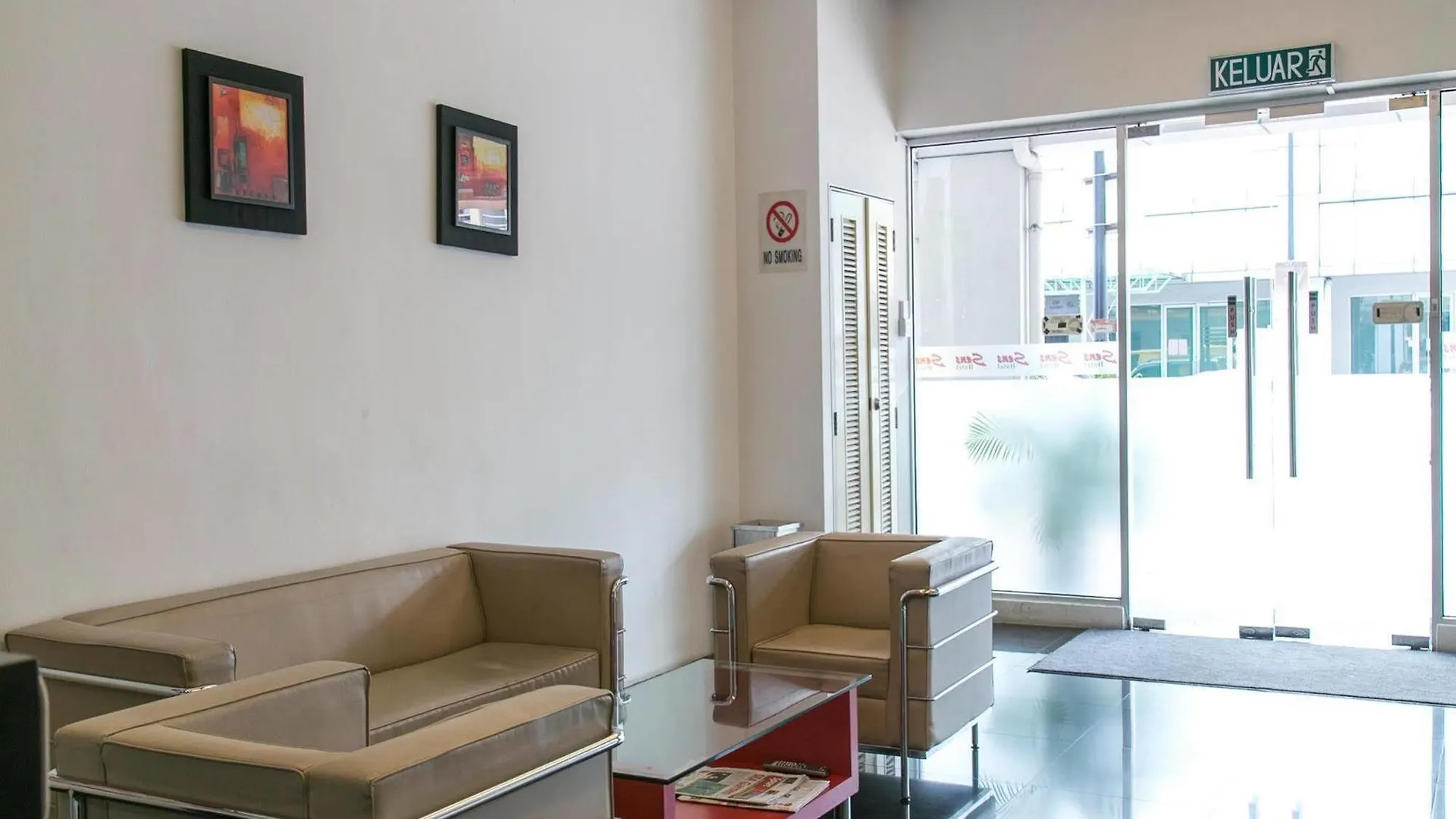 Oyo 208 Sens Hotel